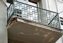 Συναγερμός στην Πάτρα, μικρό παιδί εντοπίστηκε μόνο του σε μπαλκόνι 5ου ορόφου, πώς στήθηκε επιχείρηση διάσωσης