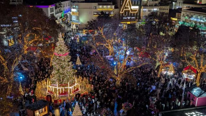 Larissa Santa City - Christmas parade 2024 (2) (Copy)