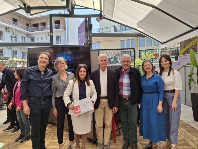 6 ΤΝ (Copy)
