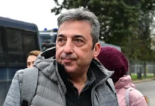 Παύλος Ασλανίδης: «Κοροϊδία, περιμέναμε 2,5 ώρες να έρθει να τοποθετηθεί η Ζωή Κωνσταντοπούλου»