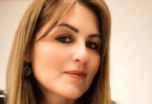 Η Νατάσα Γρατσάνη, σύζυγος του αντιδημάρχου Βασίλη Τσιούτσια, συντονίστρια Τρικάλων της Καρυστιανού
