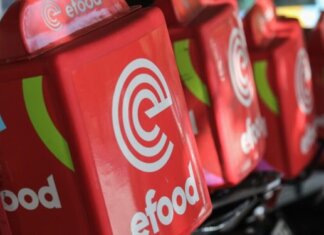 Στάση εργασίας των διανομέων της Efood την ώρα του τελικού του Μουντιάλ
