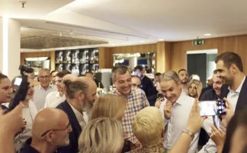 Μητσοτάκης σε δημοσιογράφους στη Θεσσαλονίκη: «Νωρίς να αποφασίσω για εκλογές Μάρτιο ή Μάιο»